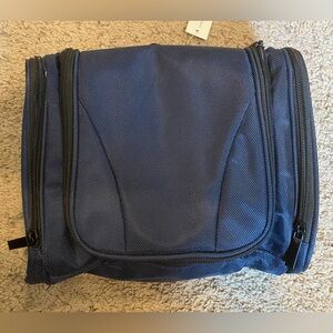 Blue Toiletry Bag Unisex Size 10X18 Inches
